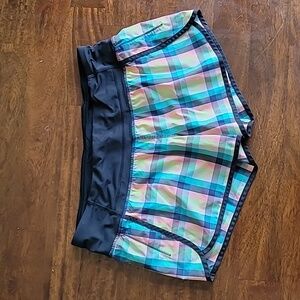 Lululemon Speed Shorts size 8